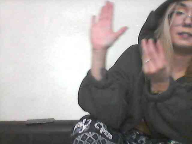 Alisha-baby webcam