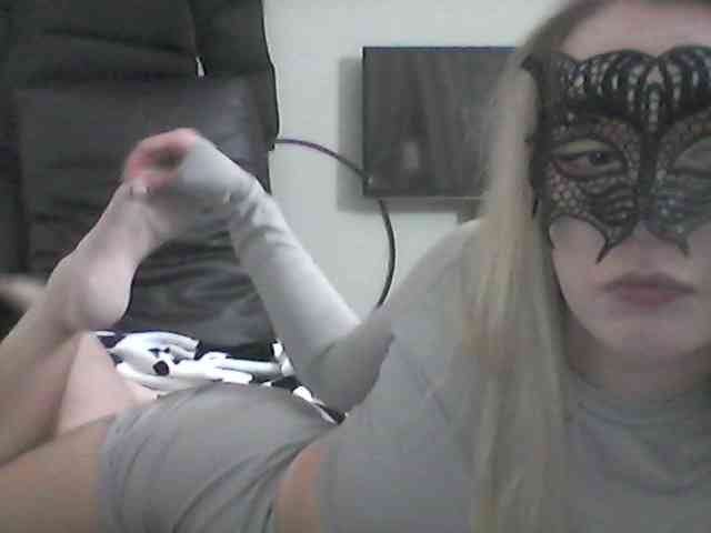 Alisha-baby webcam