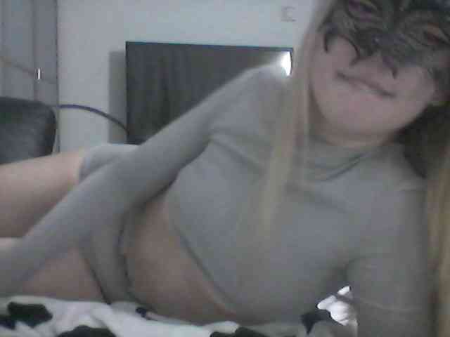 Alisha-baby webcam