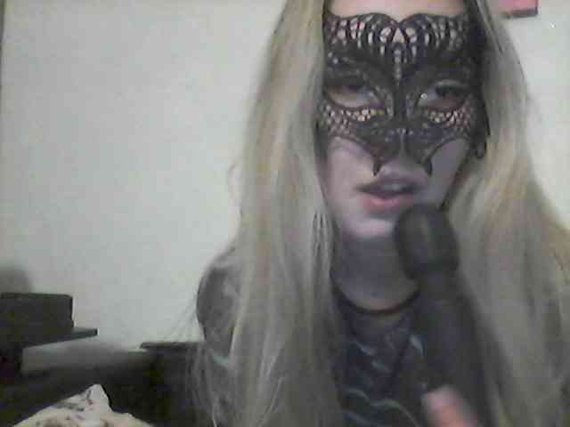 Alisha-baby webcam