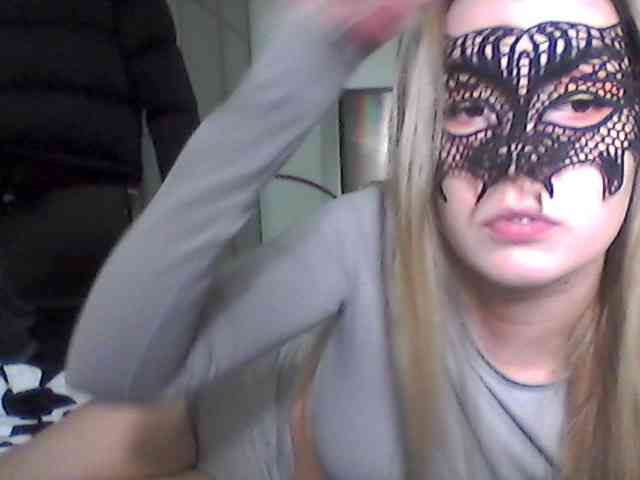 Alisha-baby webcam