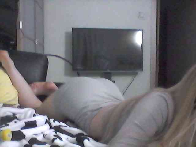 Alisha-baby webcam