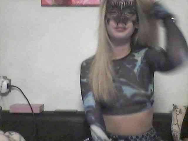 Alisha-baby webcam