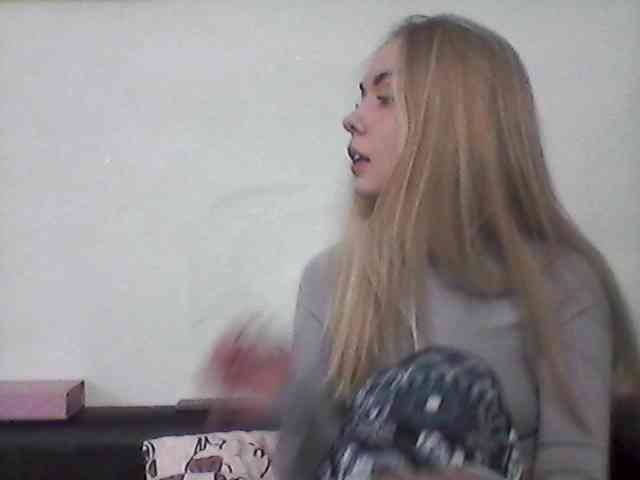 Alisha-baby webcam