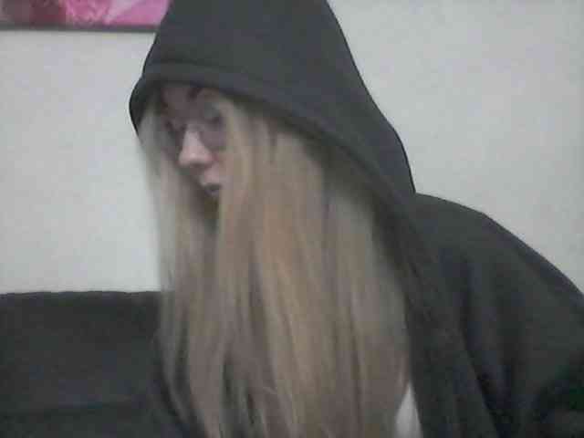 Alisha-baby webcam