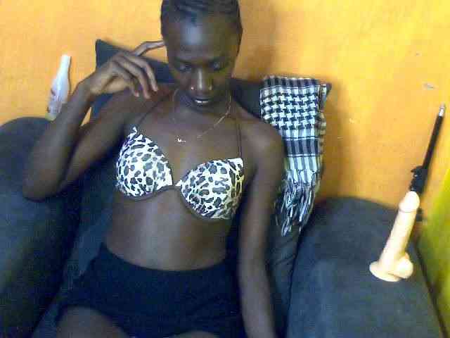 Sexyamanda12 webcam