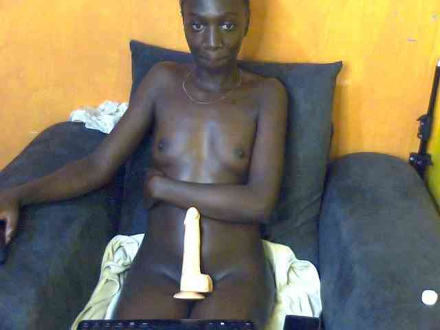 Sexyamanda12 webcam
