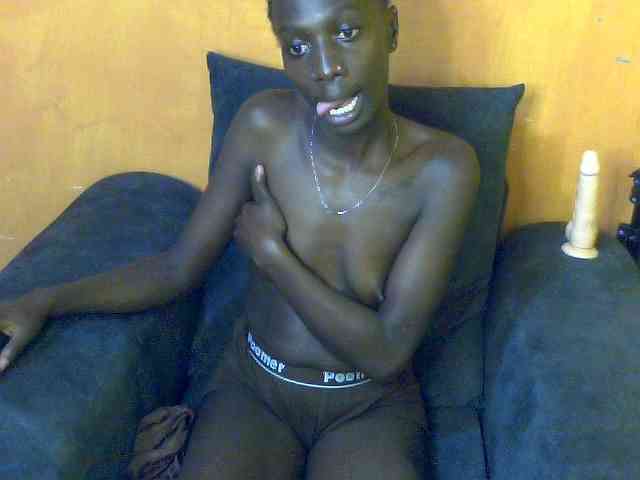 Sexyamanda12 webcam
