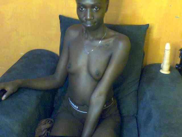 Sexyamanda12 webcam