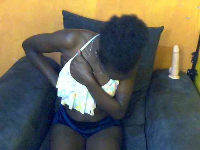 Sexyamanda12 webcam