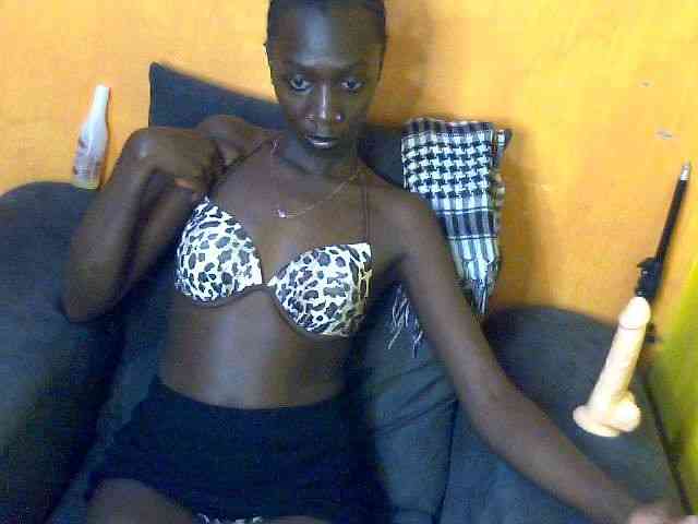 Sexyamanda12 webcam