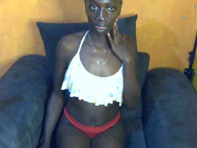 Sexyamanda12 webcam