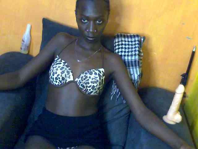 Sexyamanda12 webcam