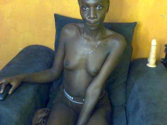 Sexyamanda12 webcam