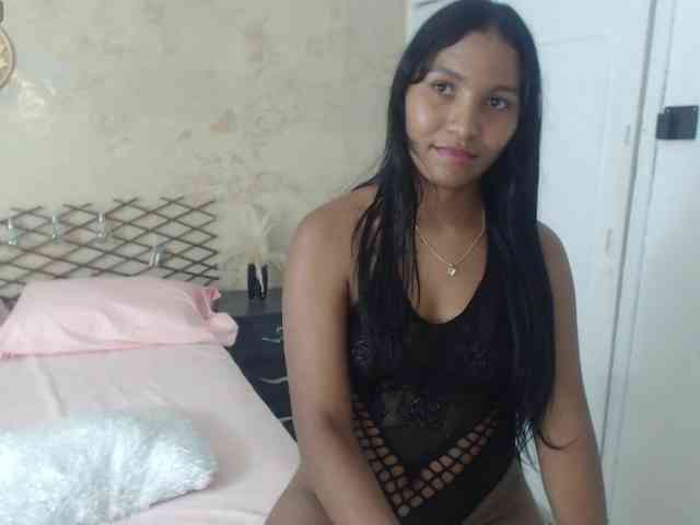 MiaOwenx webcam