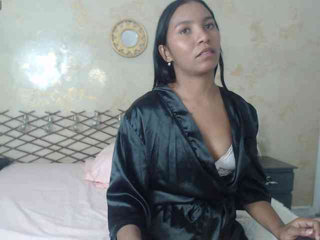 MiaOwenx webcam