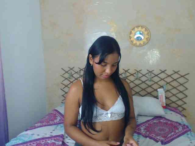 MiaOwenx webcam