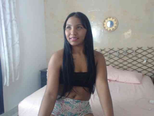 MiaOwenx webcam