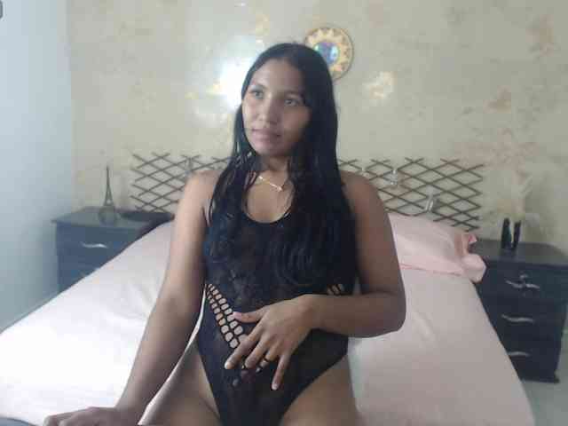 MiaOwenx webcam