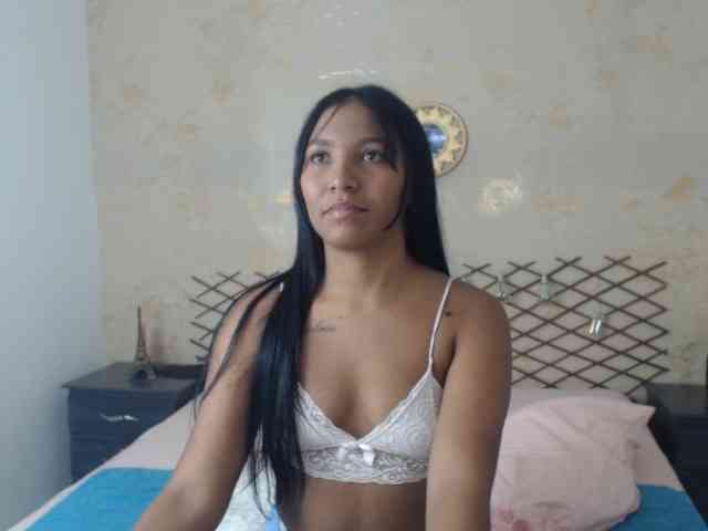 MiaOwenx webcam