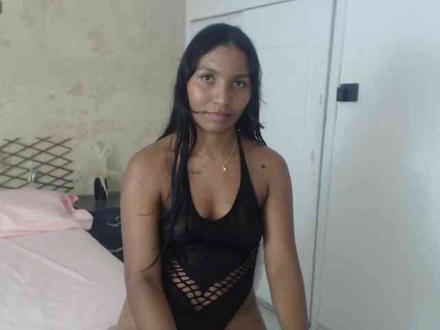 MiaOwenx webcam