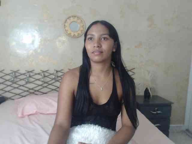 MiaOwenx webcam