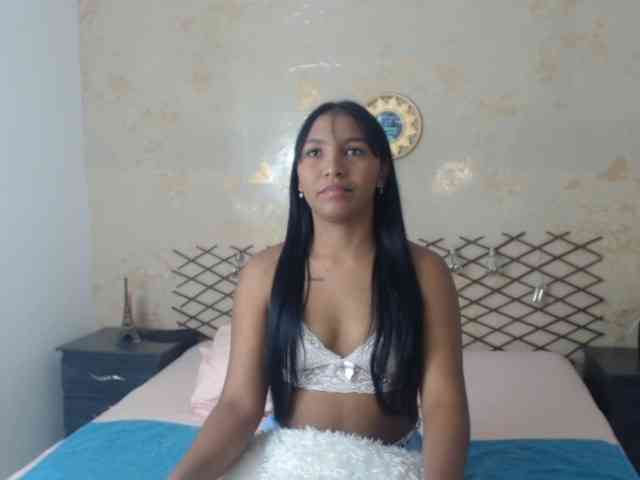 videochat adult MiaOwenx