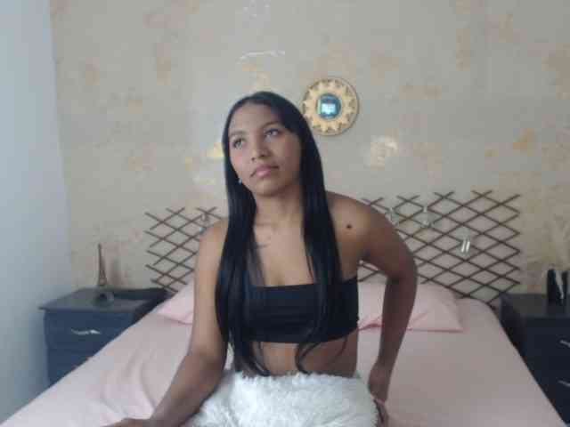 MiaOwenx webcam