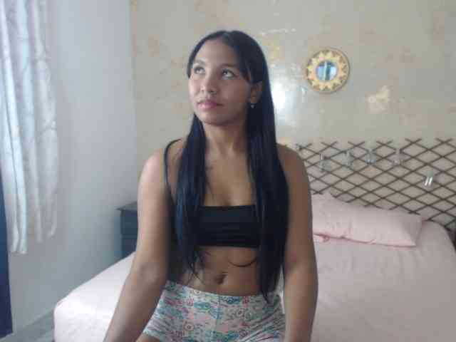 MiaOwenx webcam