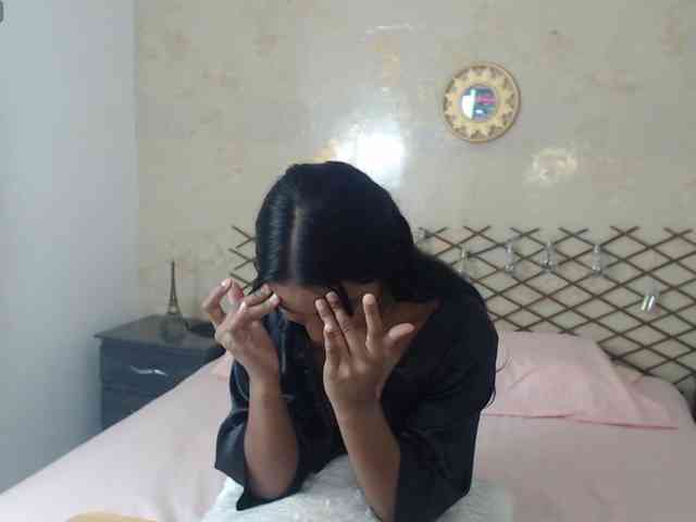 MiaOwenx webcam