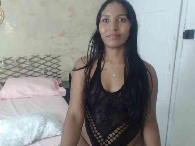 MiaOwenx webcam