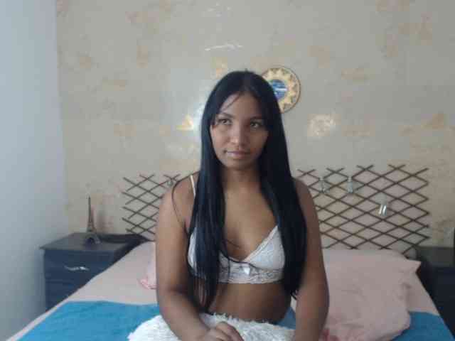 MiaOwenx webcam
