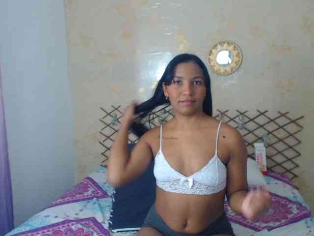 MiaOwenx webcam