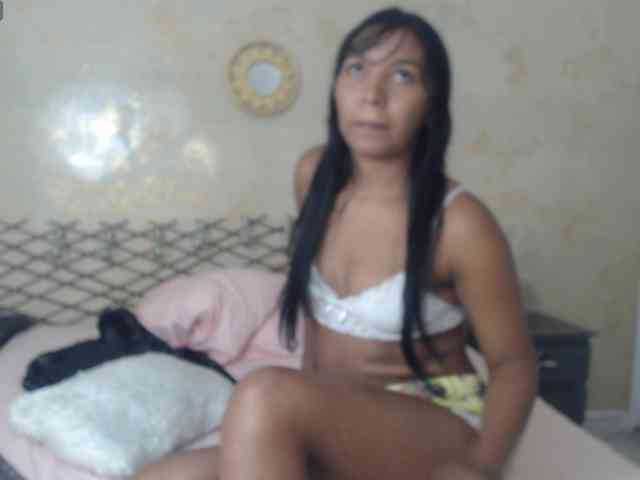 MiaOwenx webcam