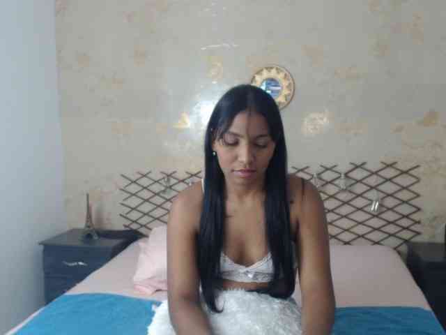 MiaOwenx webcam