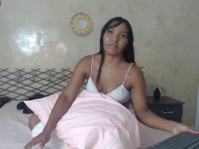 MiaOwenx webcam
