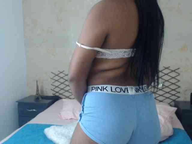 MiaOwenx webcam