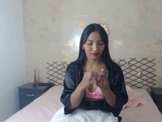 MiaOwenx webcam