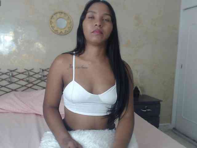 MiaOwenx webcam
