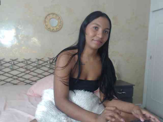 MiaOwenx webcam