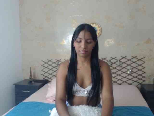 MiaOwenx webcam