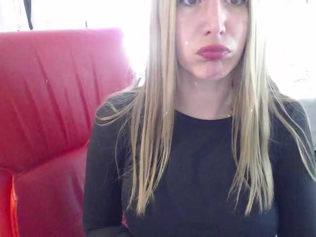 Sweet-Maga's BongaCams show and profile