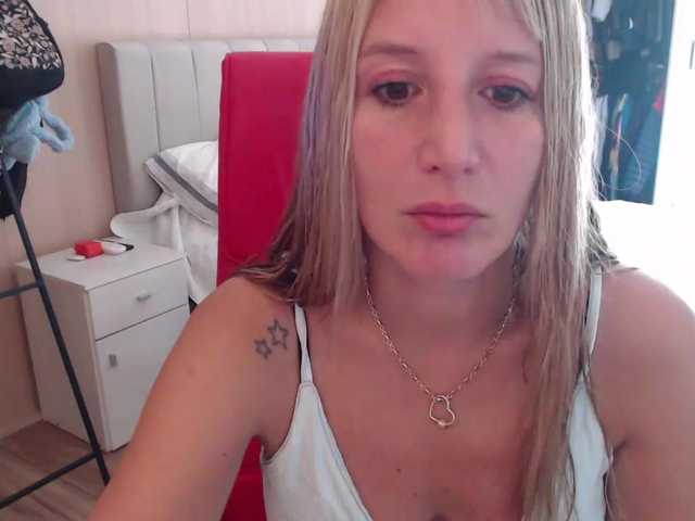 Sweet-Maga's BongaCams show and profile