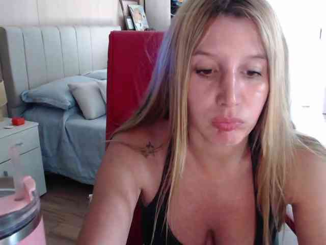 Sweet-Maga Live Webcam on BongaCams