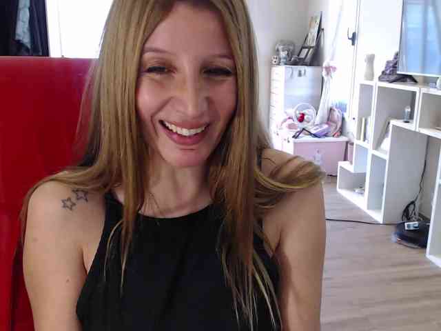 Sweet-Maga webcam