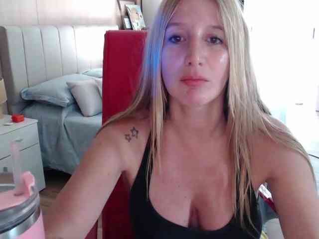 Sweet-Maga Live Webcam on BongaCams