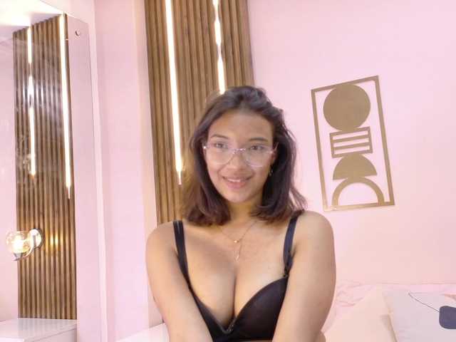  Miia-Spencer chat room