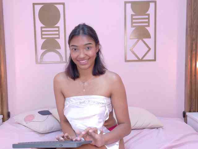 live sex chats Miia-Spencer