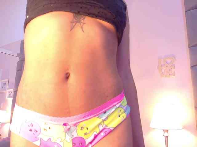 Miia-Spencer webcam