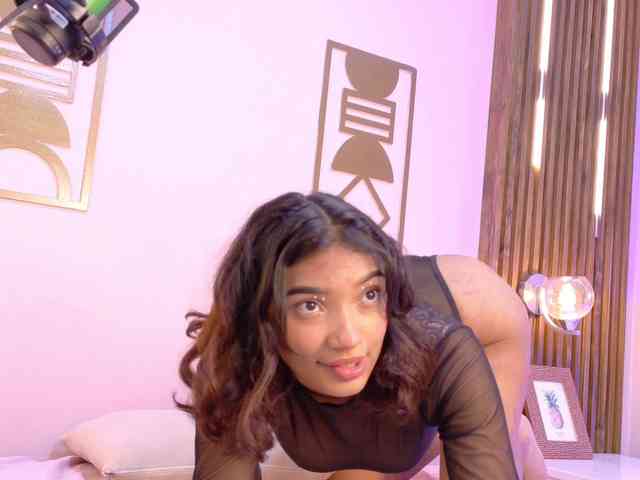 Miia-Spencer webcam